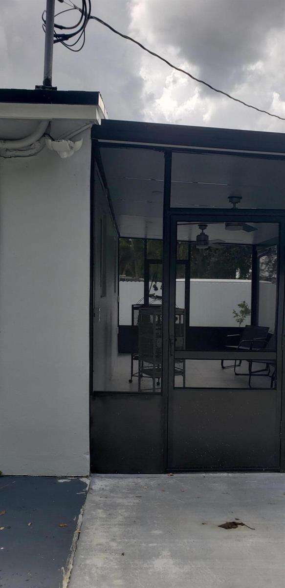 1520 68th, Hollywood, FL 33024 - For Sale photo 11