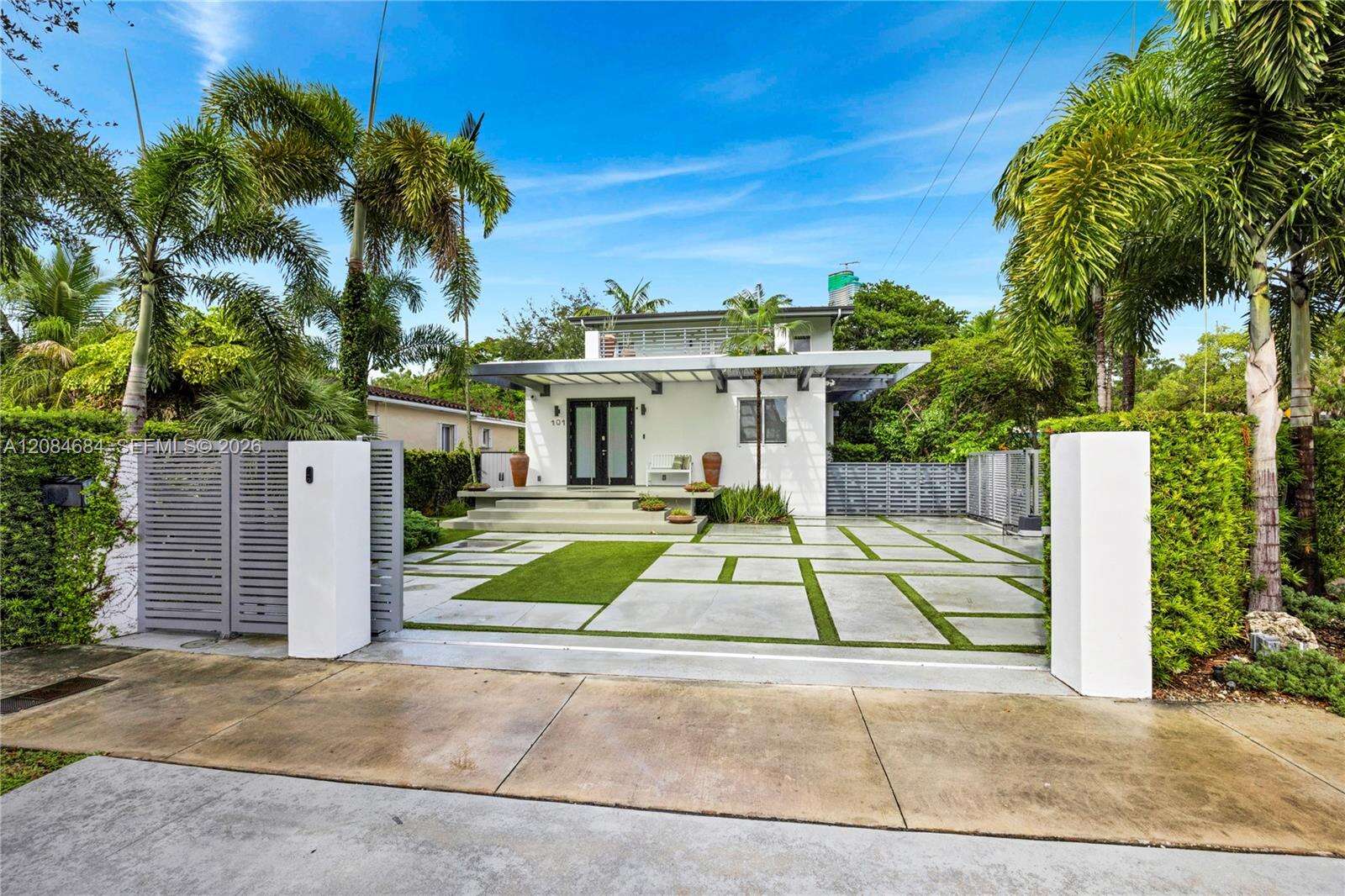 101 21st Rd, Miami, FL 33129 - For Sale photo 1