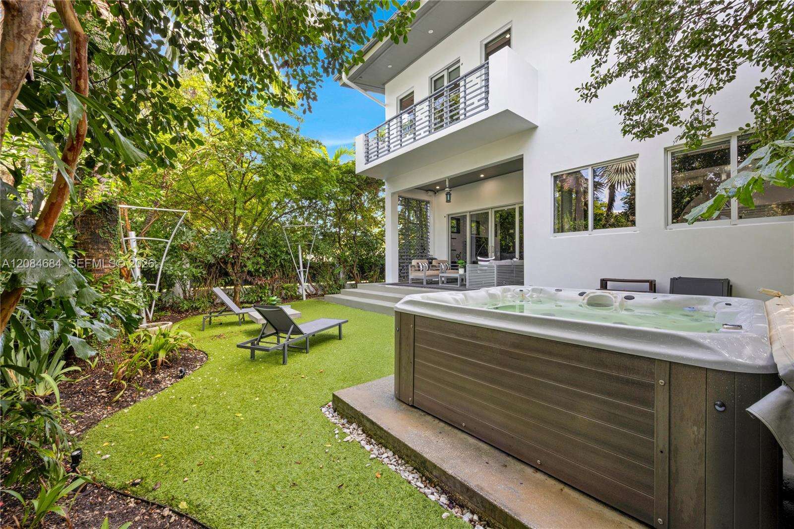 101 21st Rd, Miami, FL 33129 - For Sale photo 24