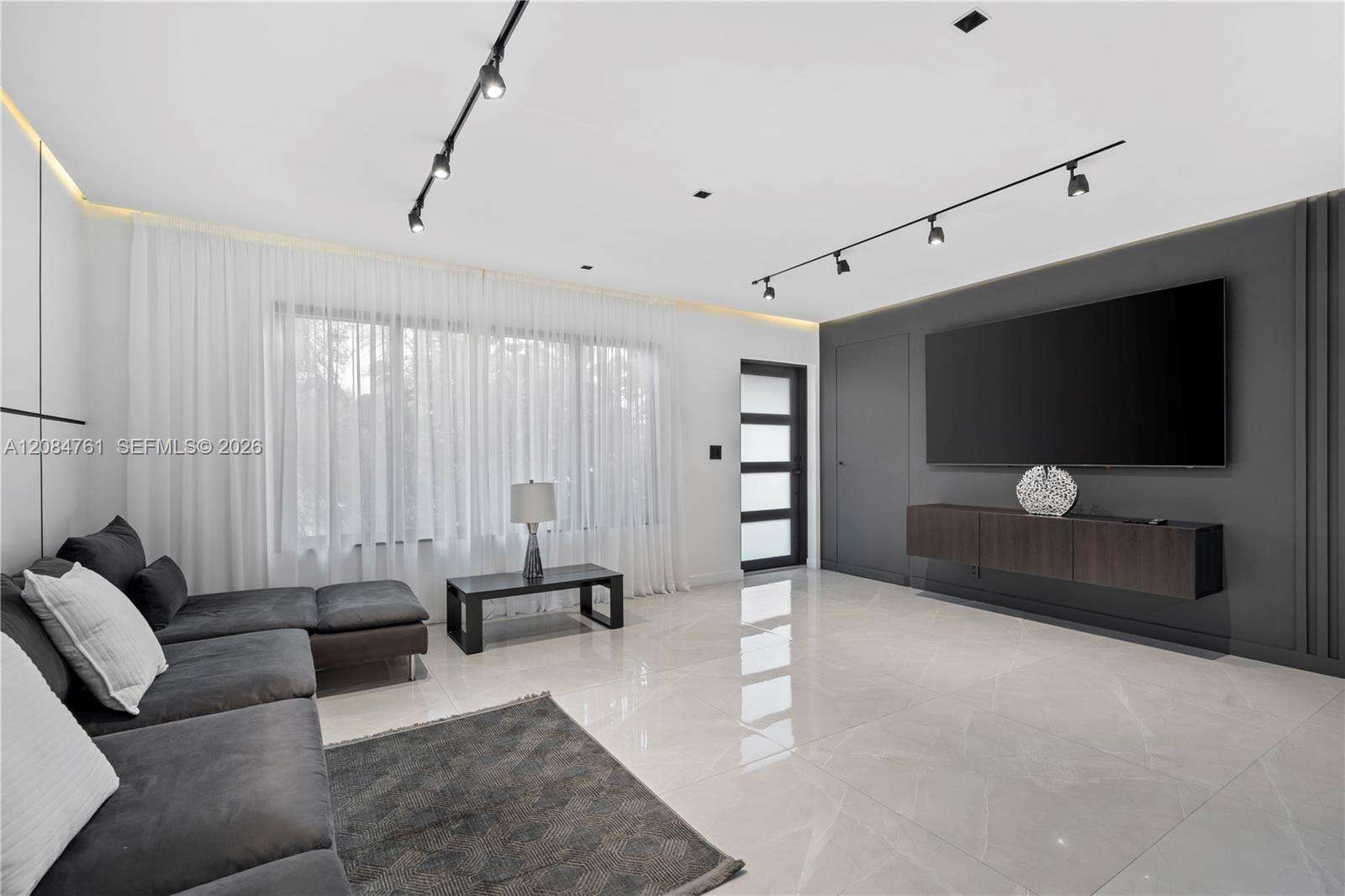 1101 14th Ave, Hollywood, FL 33020 - For Sale photo 2