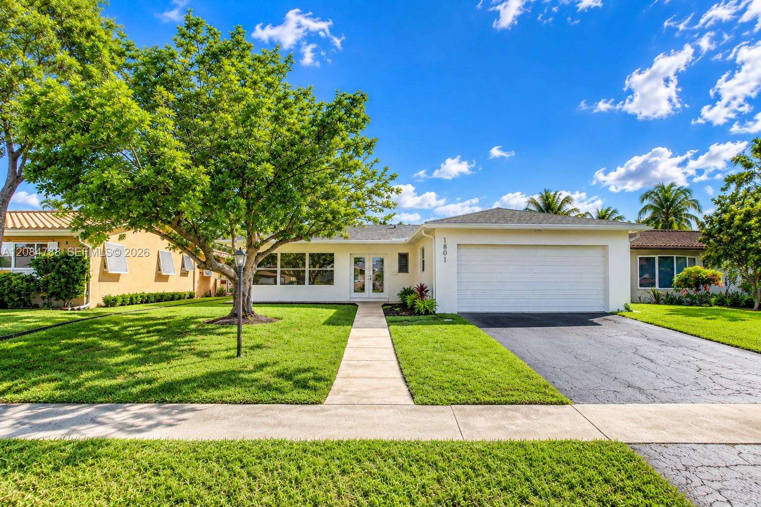 1801 54th Ave, Hollywood, FL 33021 - For Sale photo 1