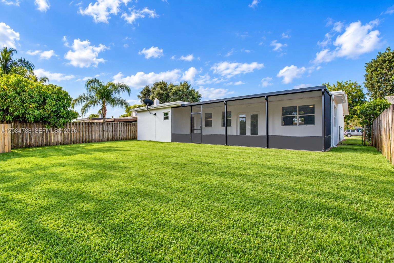 1801 54th Ave, Hollywood, FL 33021 - For Sale photo 26