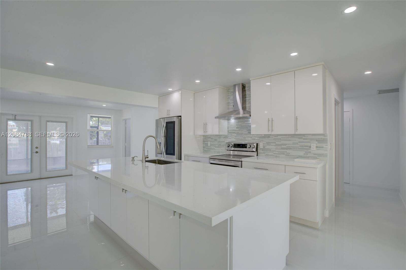 1801 54th Ave, Hollywood, FL 33021 - For Sale photo 6