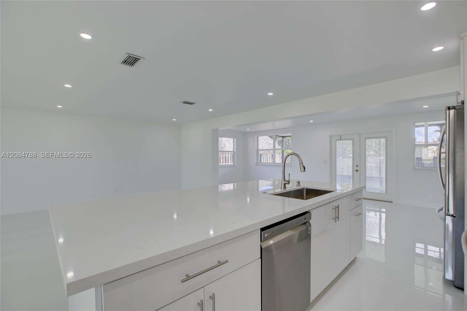 1801 54th Ave, Hollywood, FL 33021 - For Sale photo 7