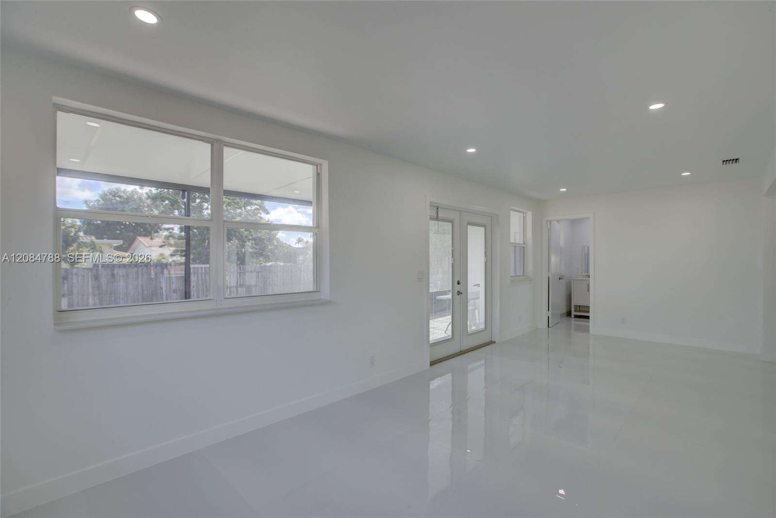 1801 54th Ave, Hollywood, FL 33021 - For Sale photo 10