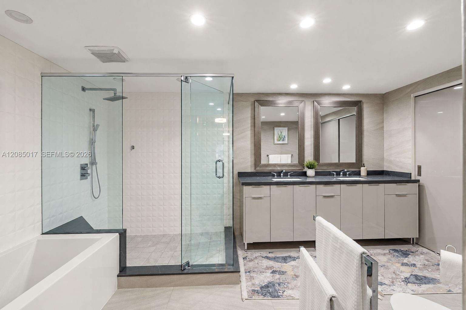 918 4th St, Hallandale Beach, FL 33009 - For Sale photo 13