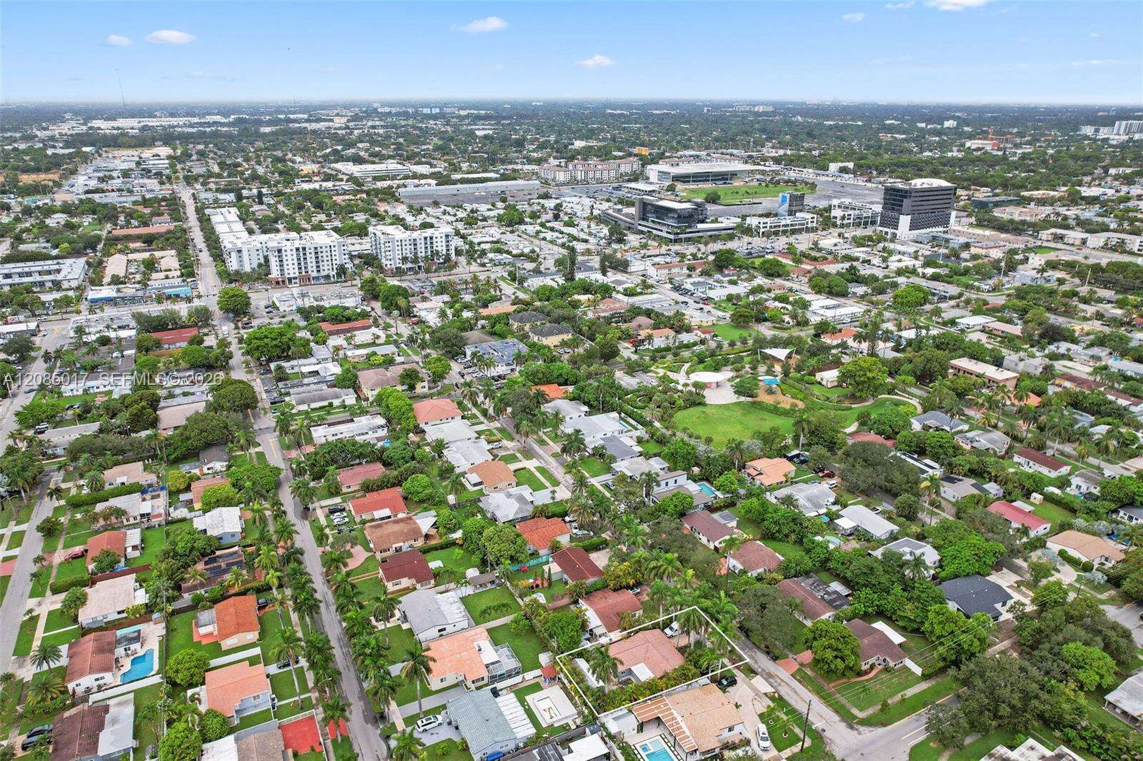 918 4th St, Hallandale Beach, FL 33009 - For Sale photo 34