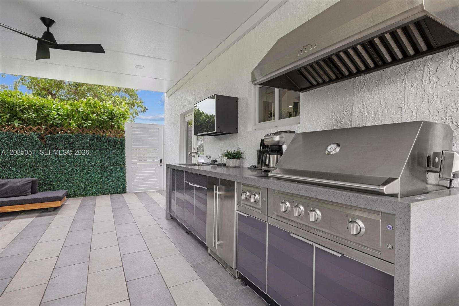 2615 213th St, Miami, FL 33180 - For Sale photo 19