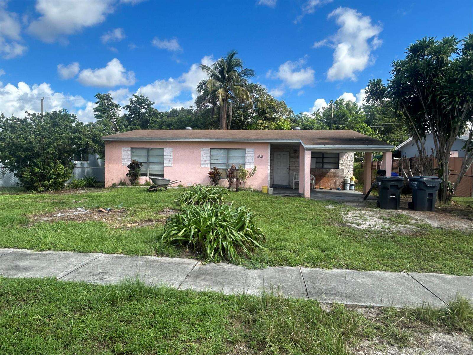 6831 Scott, Hollywood, FL 33024 - For Sale photo 1