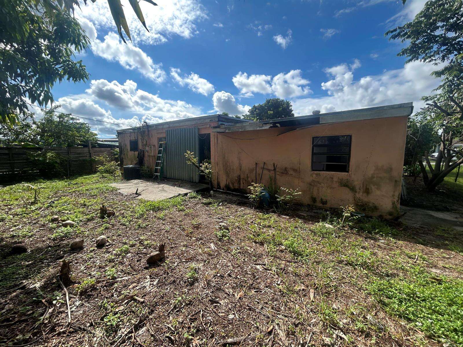 6831 Scott, Hollywood, FL 33024 - For Sale photo 3