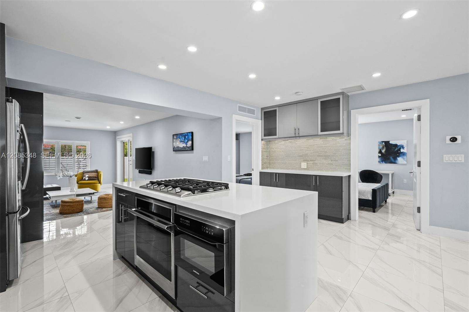 1239 Washington St, Hollywood, FL 33019 - For Sale photo 10