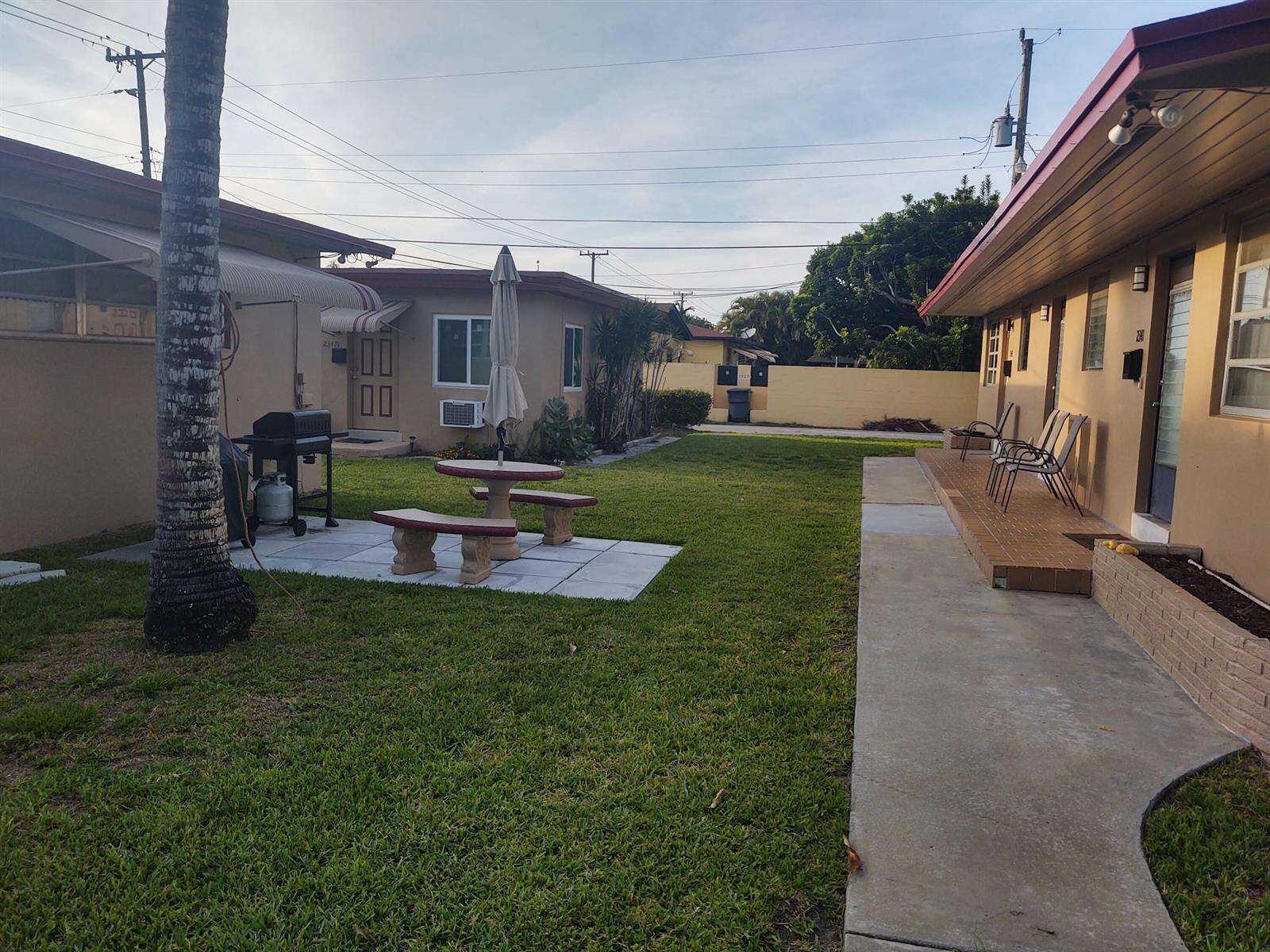 2347 Harding, Hollywood, FL 33020 - For Sale photo 1