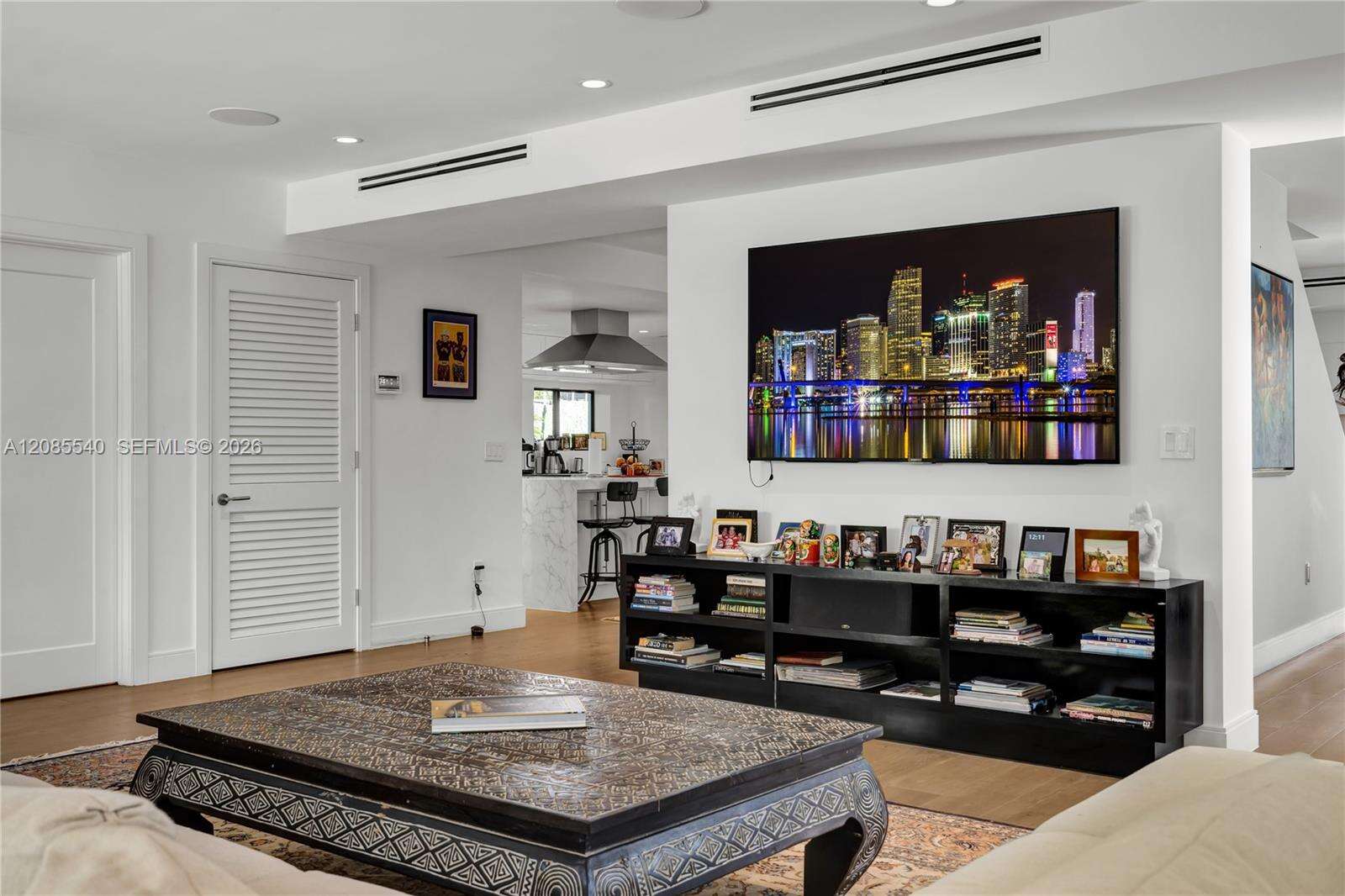2802 Prairie Ave, Miami Beach, FL 33140 - For Sale photo 12