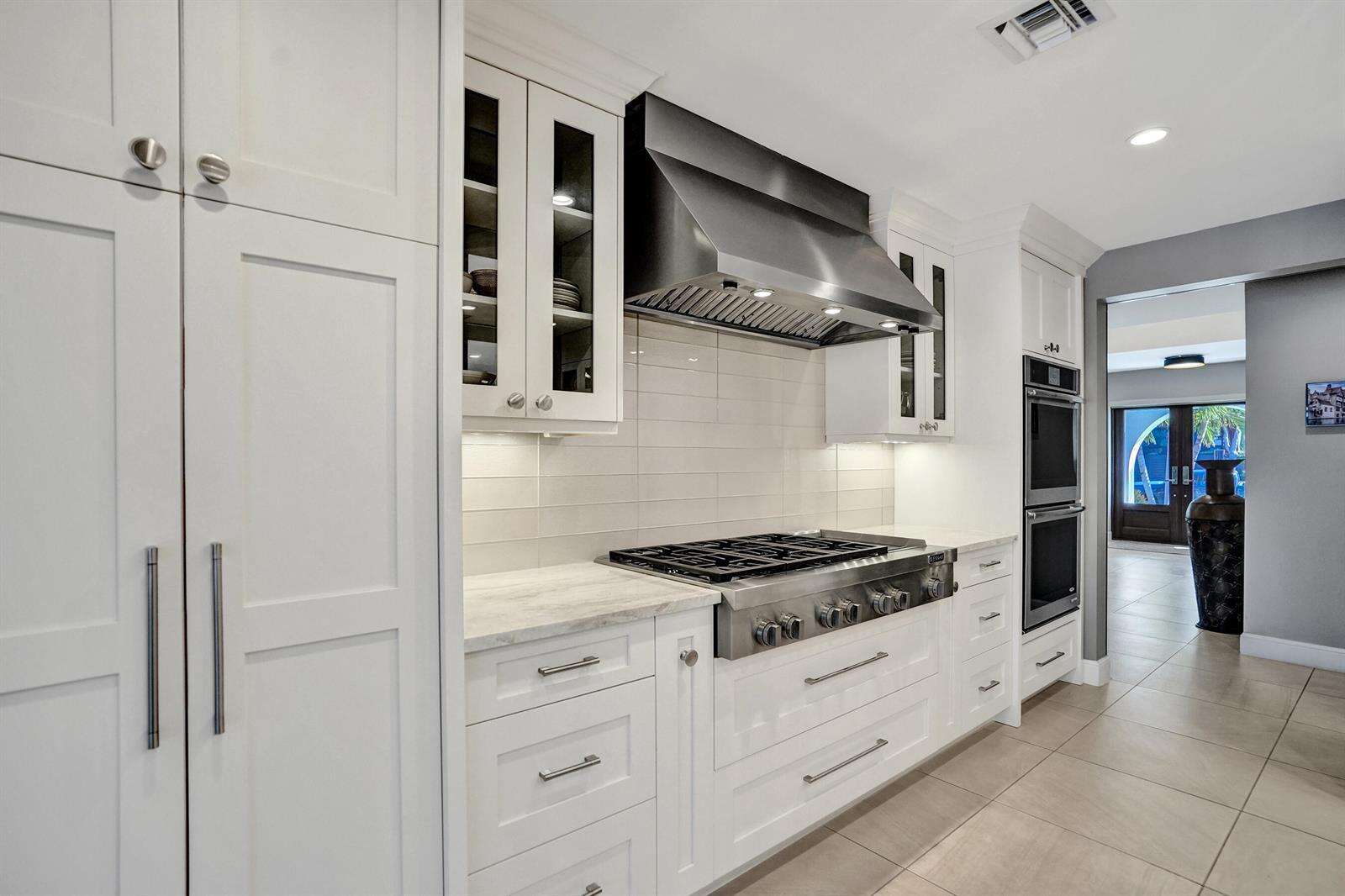 738 Middle River, Fort Lauderdale, FL 33304 - For Sale photo 20
