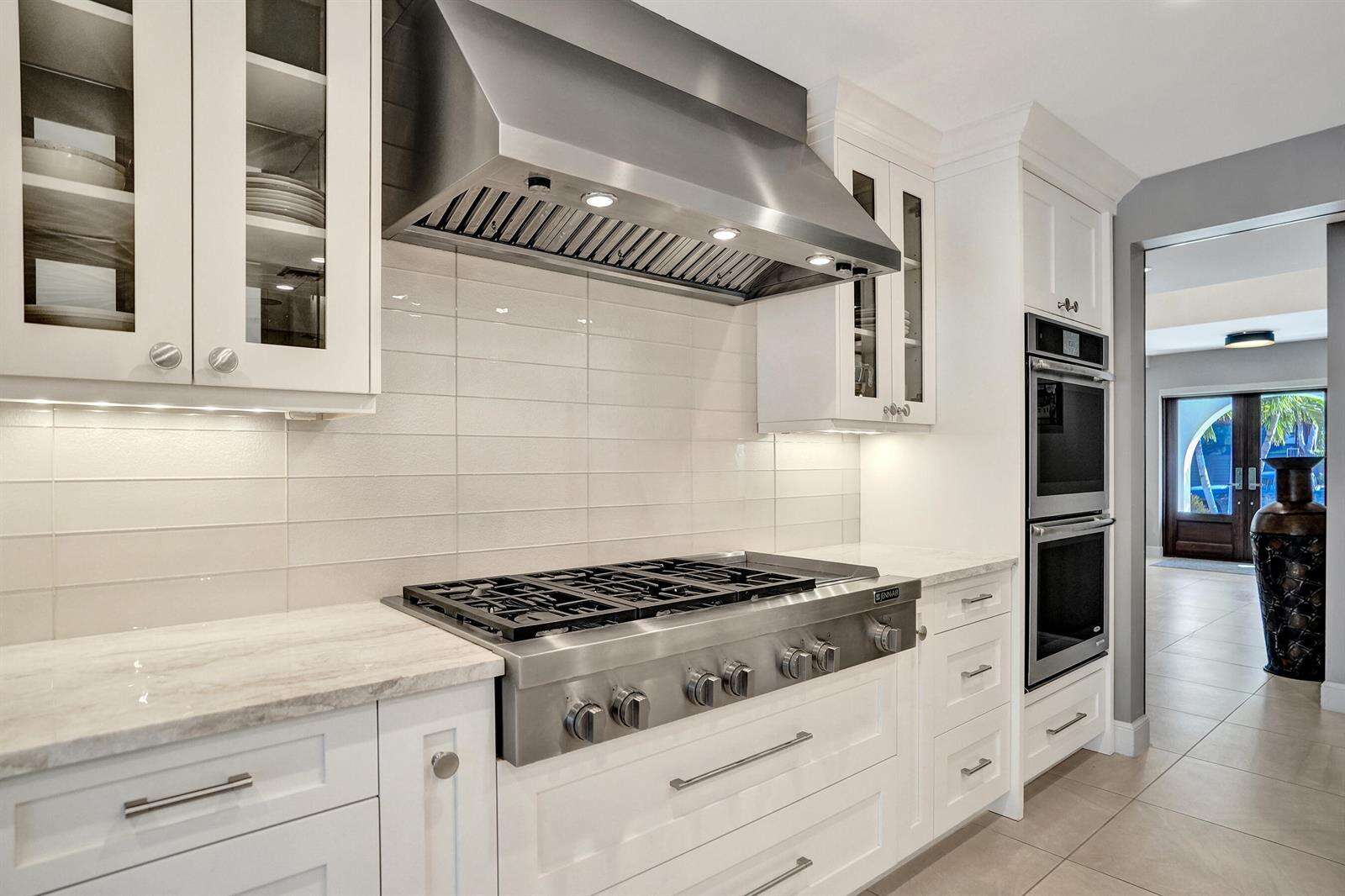 738 Middle River, Fort Lauderdale, FL 33304 - For Sale photo 21