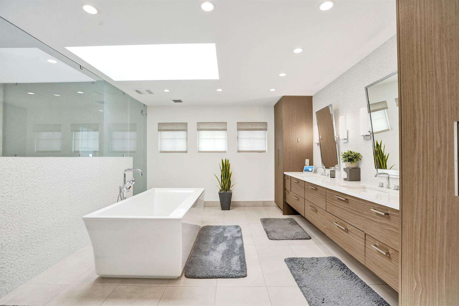 738 Middle River, Fort Lauderdale, FL 33304 - For Sale photo 85