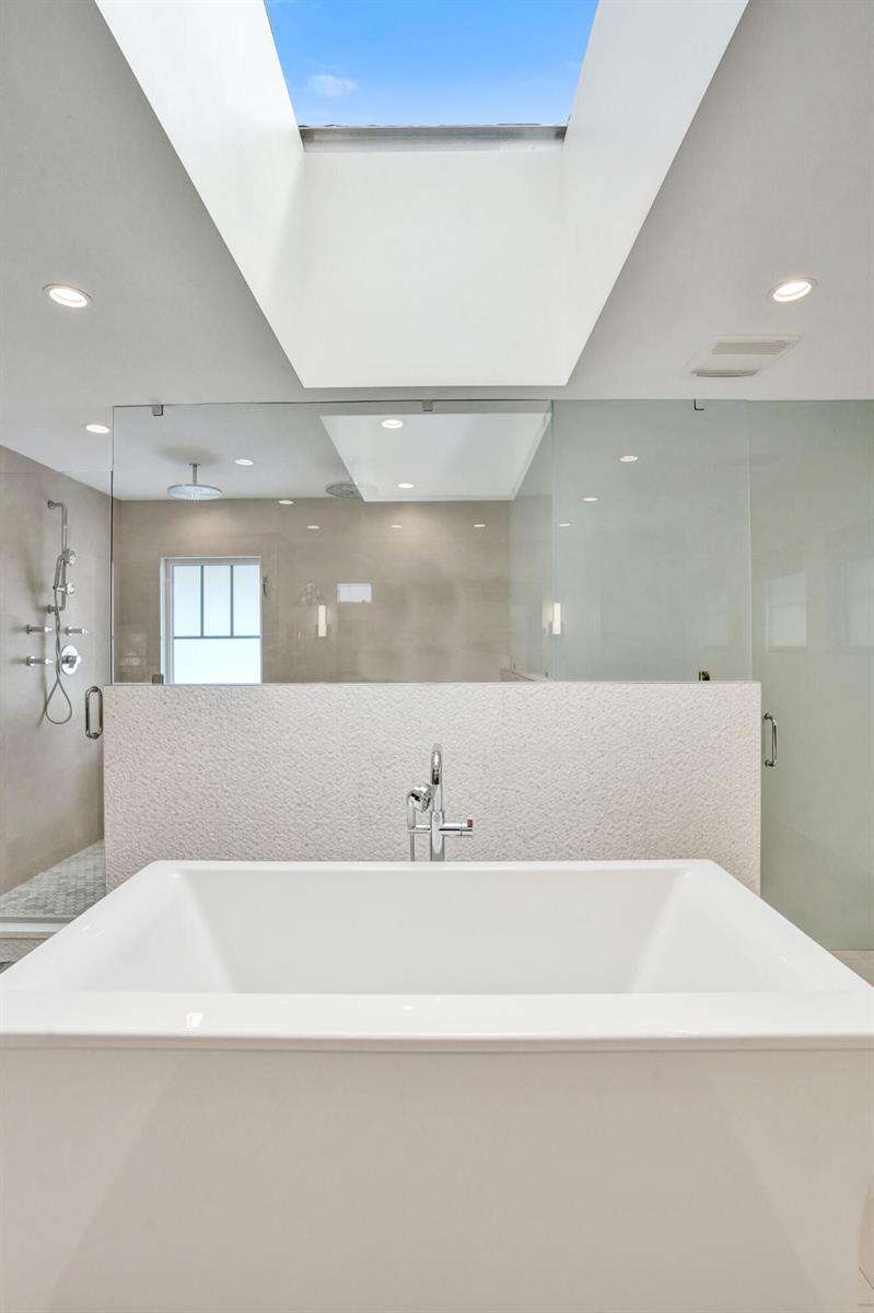 738 Middle River, Fort Lauderdale, FL 33304 - For Sale photo 92