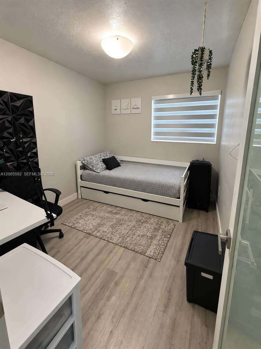 240 68th Ave, Hollywood, FL 33024 - For Sale photo 12