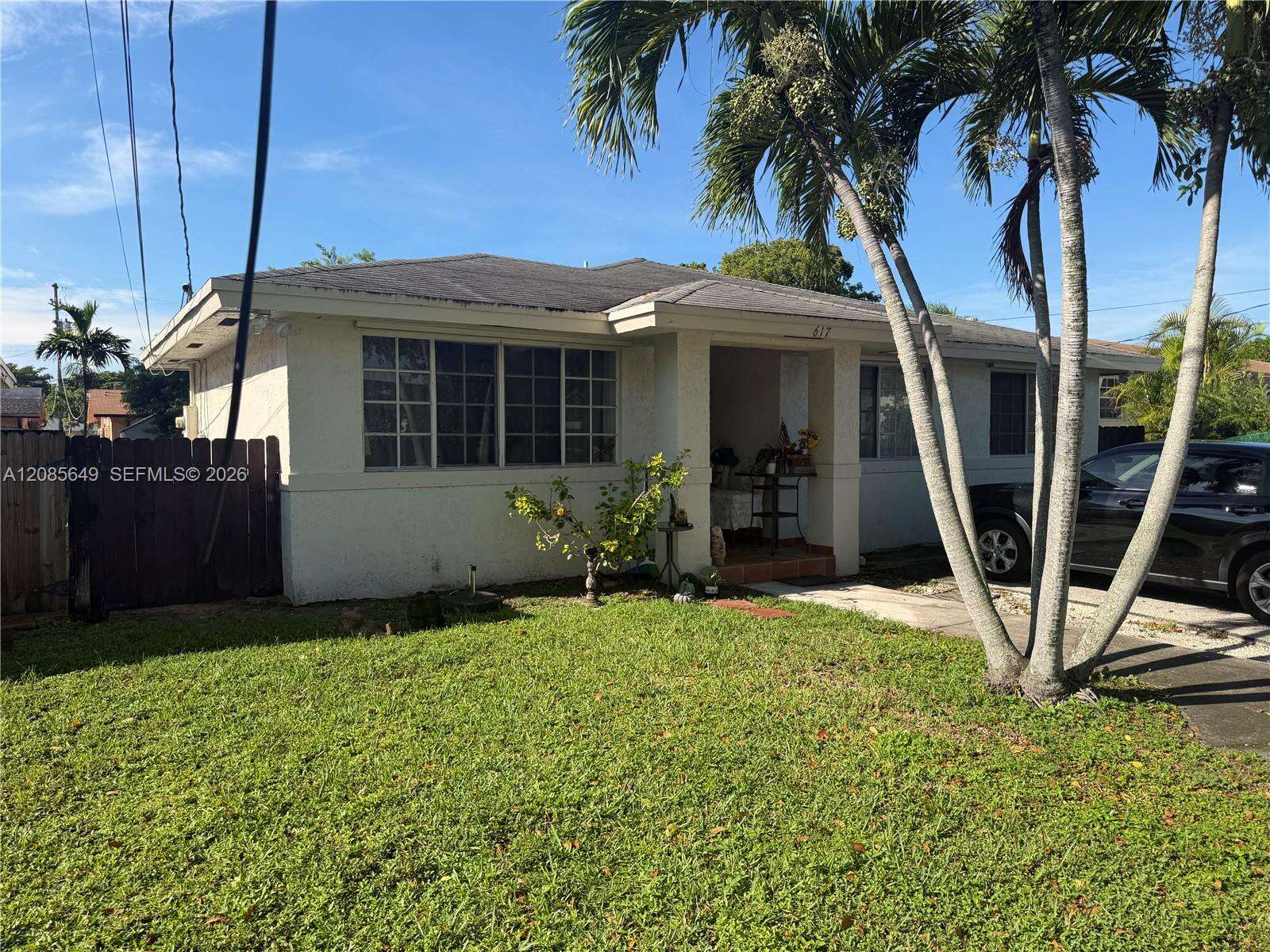 617 1st St, Hallandale Beach, FL 33009 - For Sale photo 1