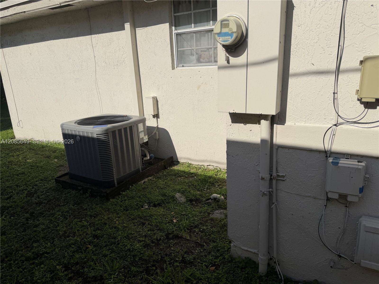 617 1st St, Hallandale Beach, FL 33009 - For Sale photo 8