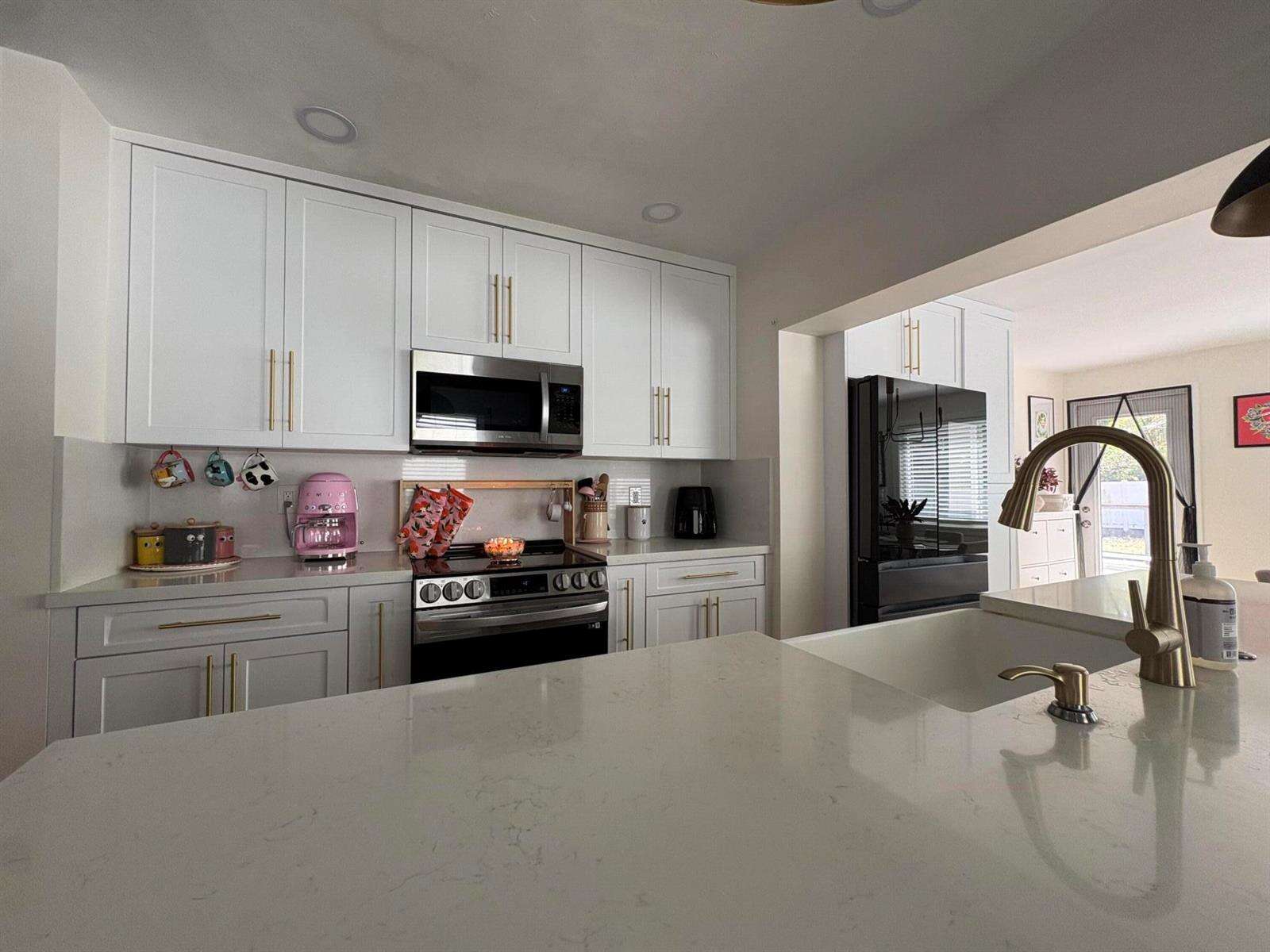 1215 16th, Fort Lauderdale, FL 33304 - For Sale photo 4