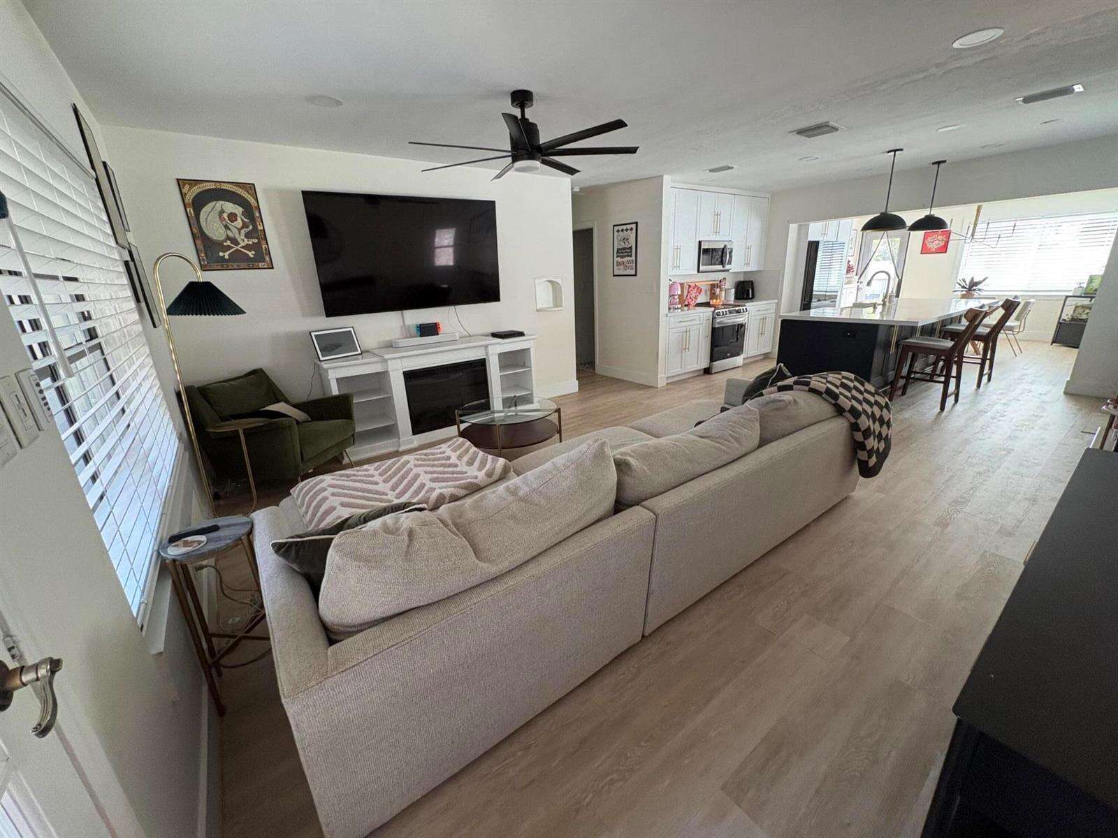 1215 16th, Fort Lauderdale, FL 33304 - For Sale photo 10