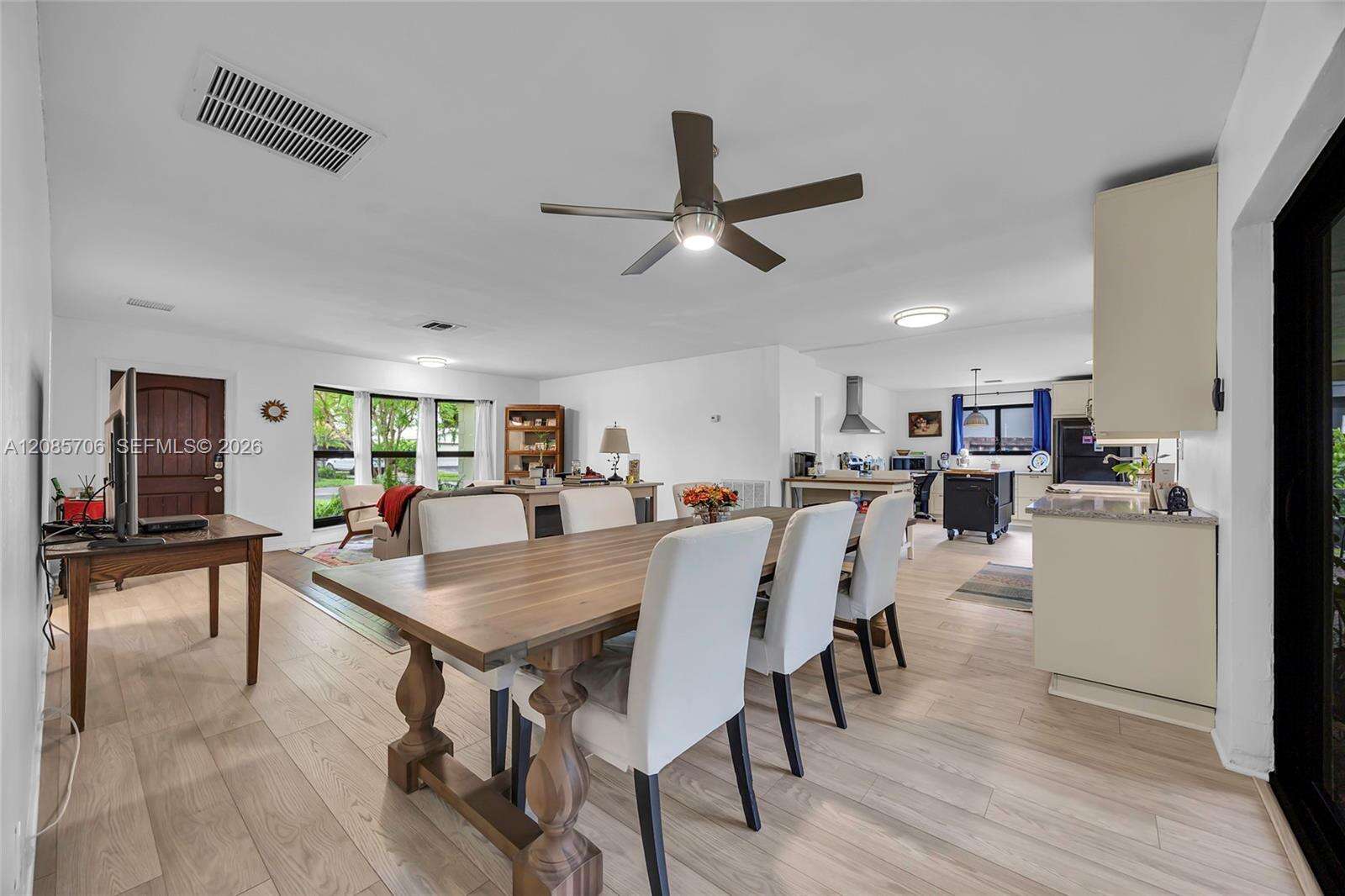 1317 Funston St, Hollywood, FL 33019 - For Sale photo 2