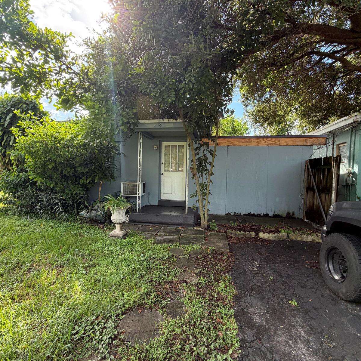 606 Columbus, Hollywood, FL 33021 - For Sale photo 3