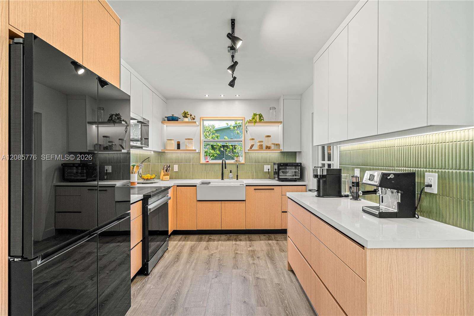 1126 Hawthorne Cir, Hollywood, FL 33021 - For Sale photo 14