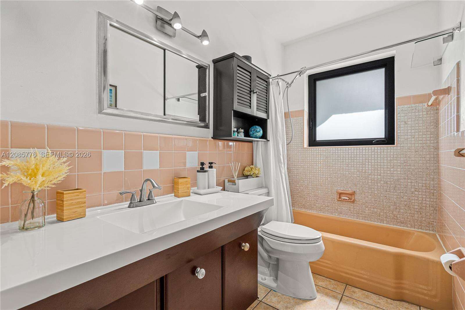 1126 Hawthorne Cir, Hollywood, FL 33021 - For Sale photo 29