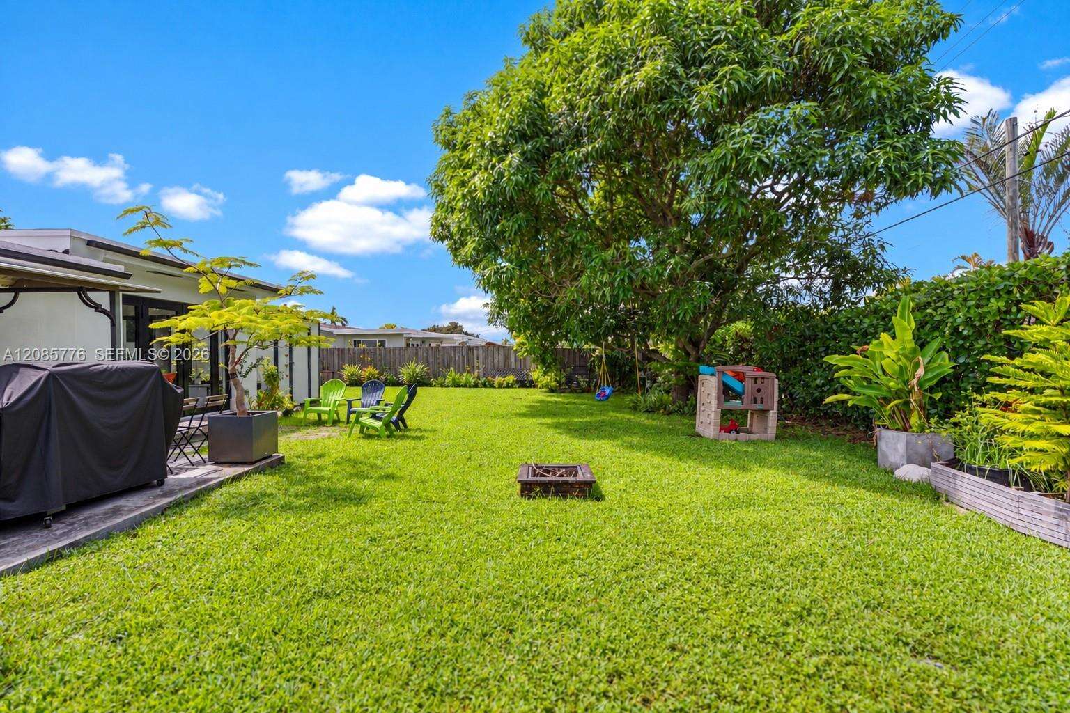 1126 Hawthorne Cir, Hollywood, FL 33021 - For Sale photo 40