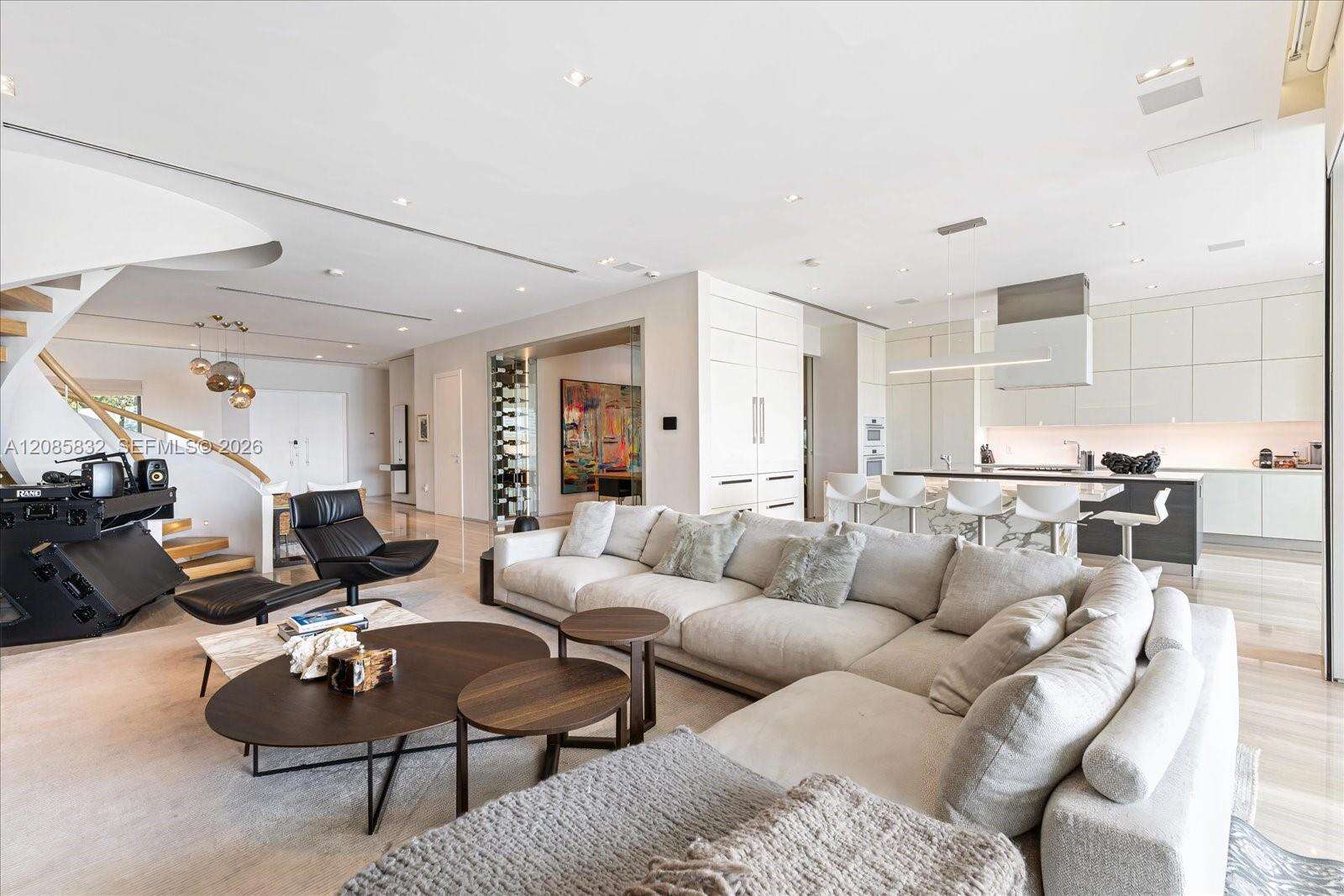401 Rivo Alto Dr, Miami Beach, FL 33139 - For Sale photo 12