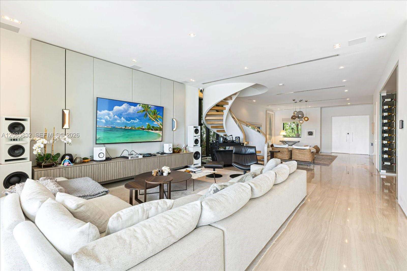 401 Rivo Alto Dr, Miami Beach, FL 33139 - For Sale photo 13