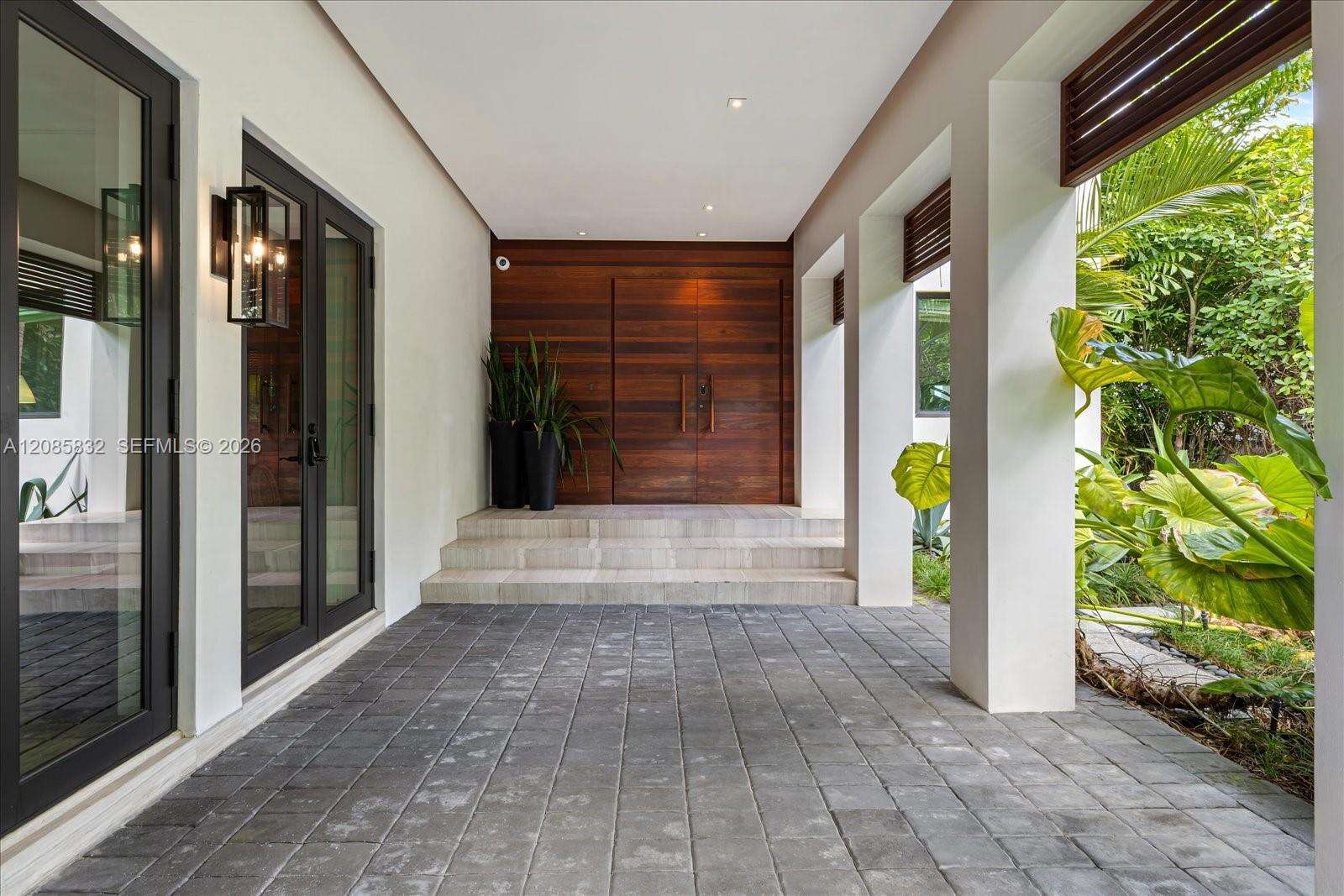 401 Rivo Alto Dr, Miami Beach, FL 33139 - For Sale photo 3