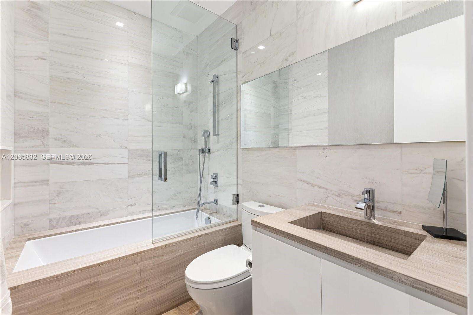 401 Rivo Alto Dr, Miami Beach, FL 33139 - For Sale photo 24