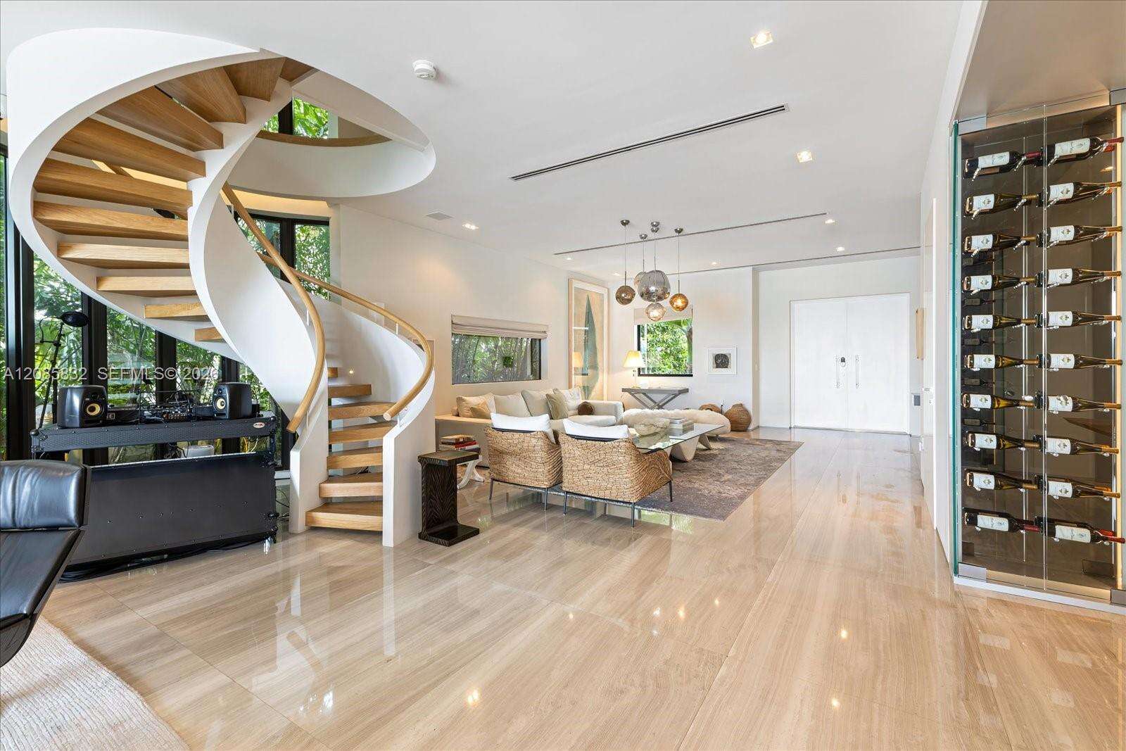 401 Rivo Alto Dr, Miami Beach, FL 33139 - For Sale photo 8