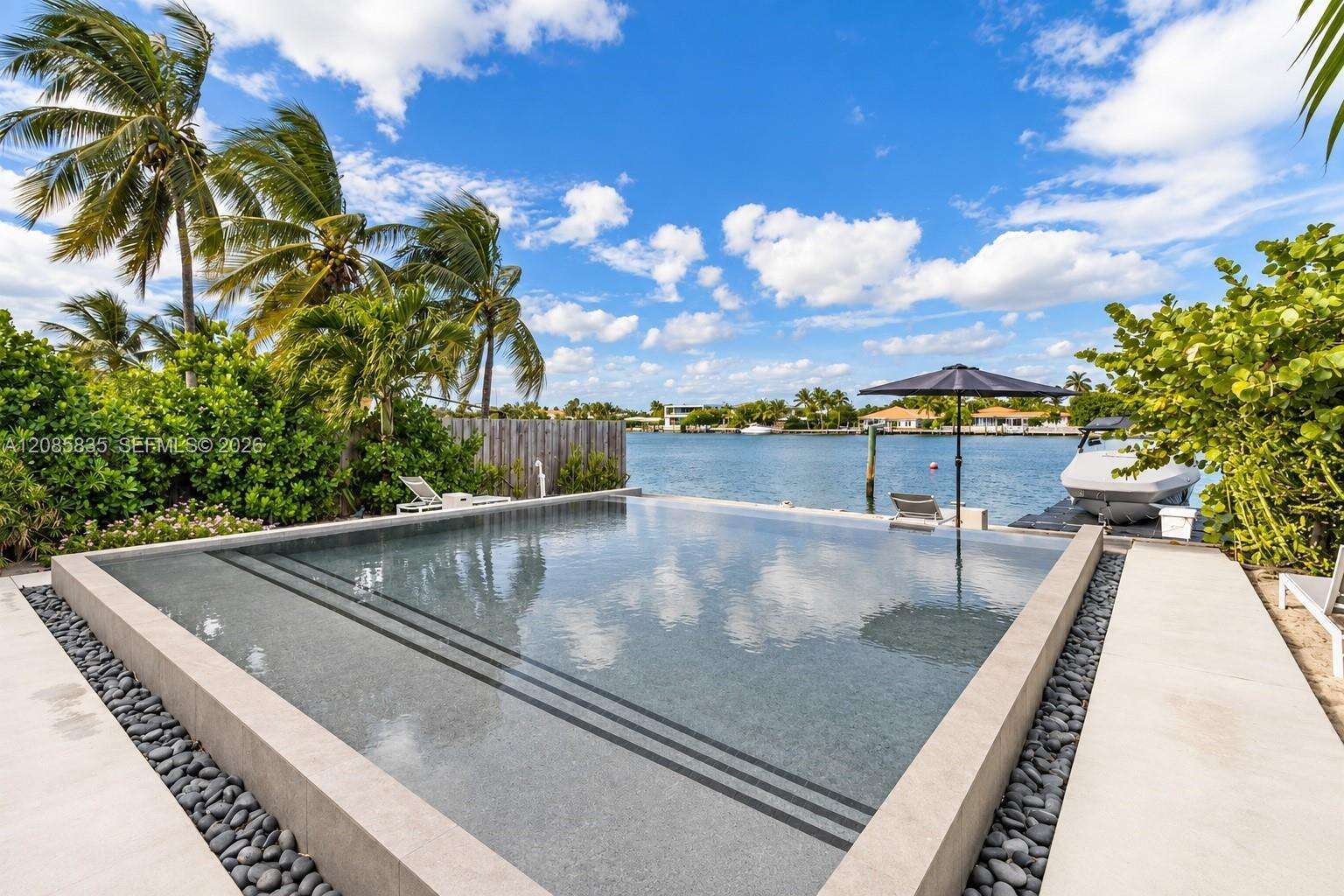 661 86th St, Miami Beach, FL 33141 - For Sale photo 3