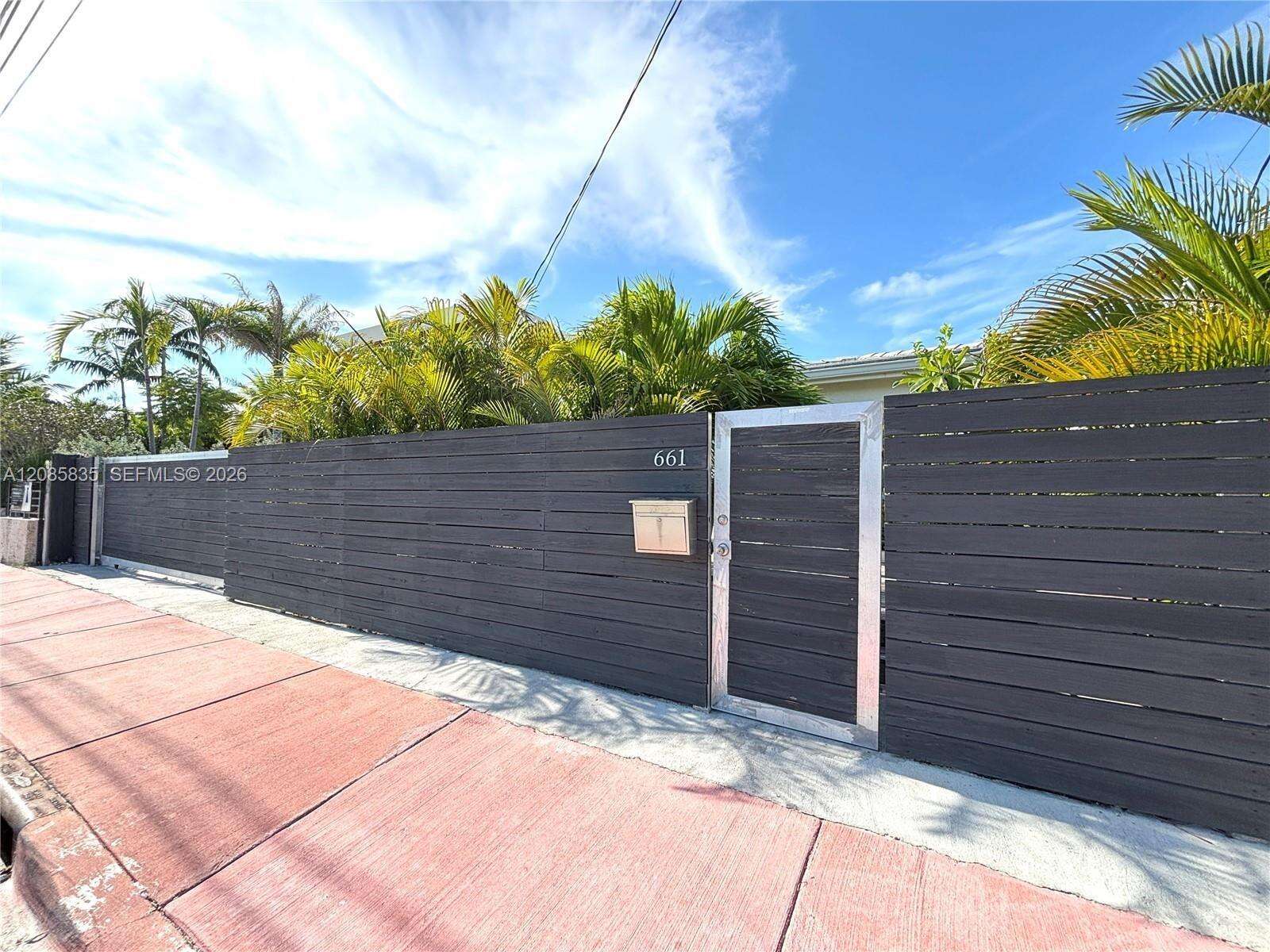 661 86th St, Miami Beach, FL 33141 - For Sale photo 32