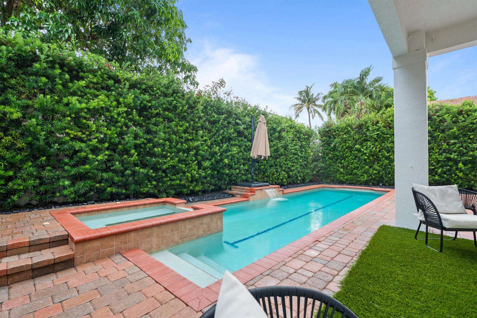 7372 18th, Pembroke Pines, FL 33024 - For Sale photo 3