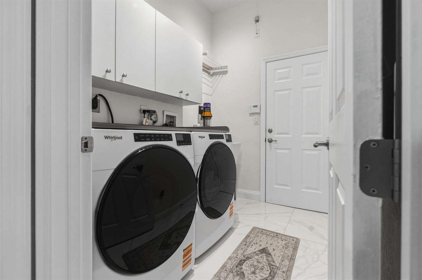 7372 18th, Pembroke Pines, FL 33024 - For Sale photo 24