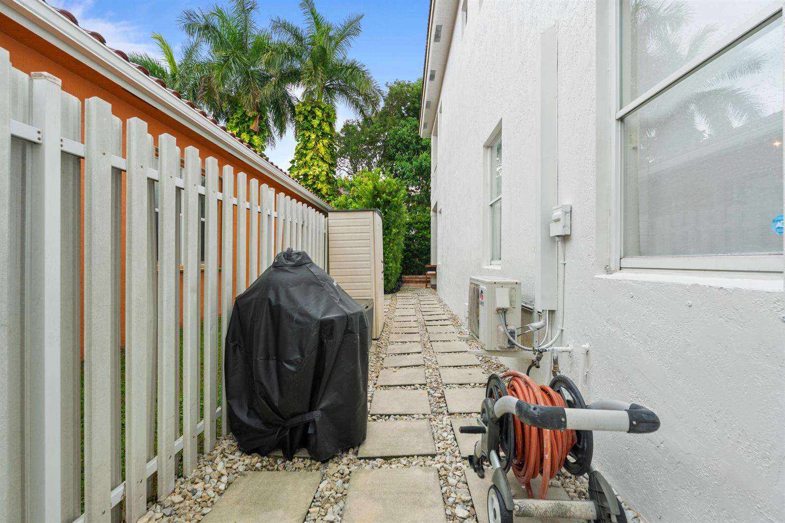 7372 18th, Pembroke Pines, FL 33024 - For Sale photo 51