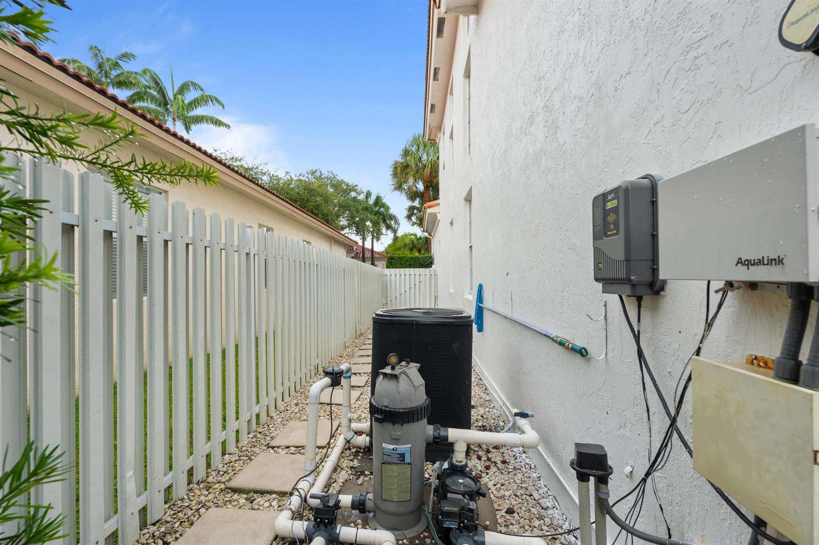 7372 18th, Pembroke Pines, FL 33024 - For Sale photo 53