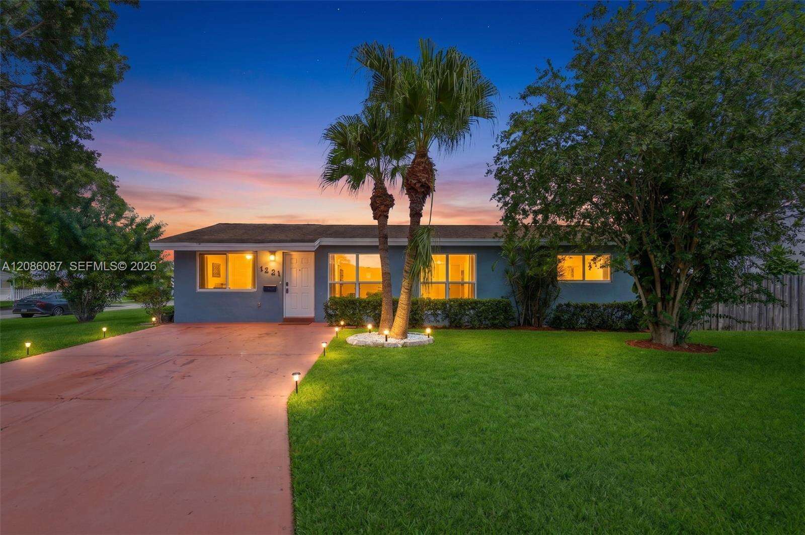 1851 69th Ave, Hollywood, FL 33024 - For Sale photo 1