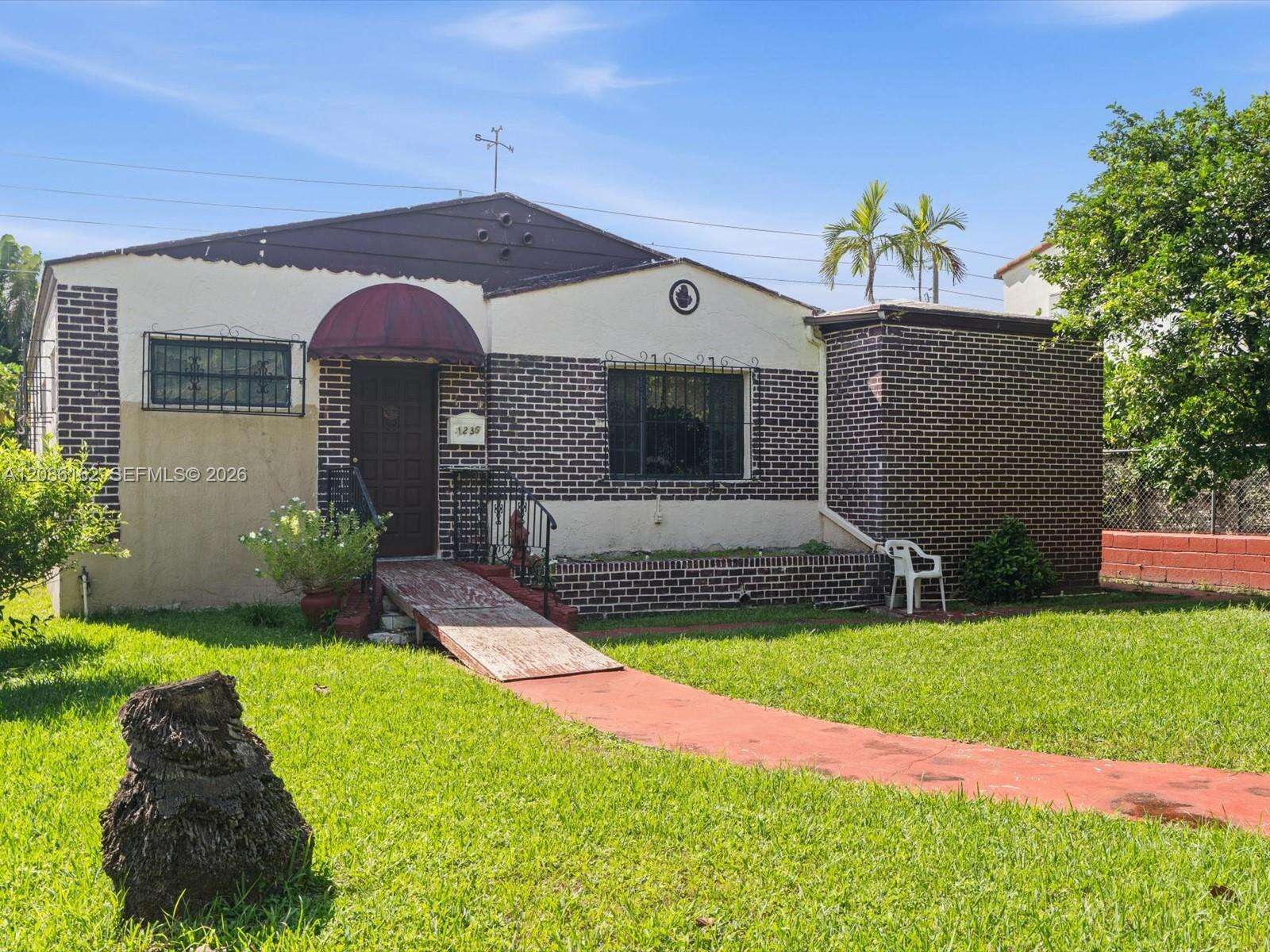1236 Michigan Ave, Miami Beach, FL 33139 - For Sale photo 2