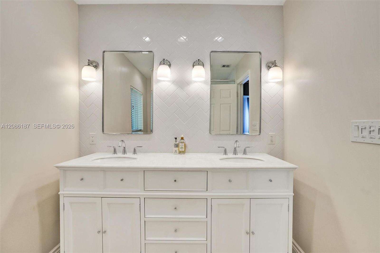 712 15th Ave, Hollywood, FL 33020 - For Sale photo 28