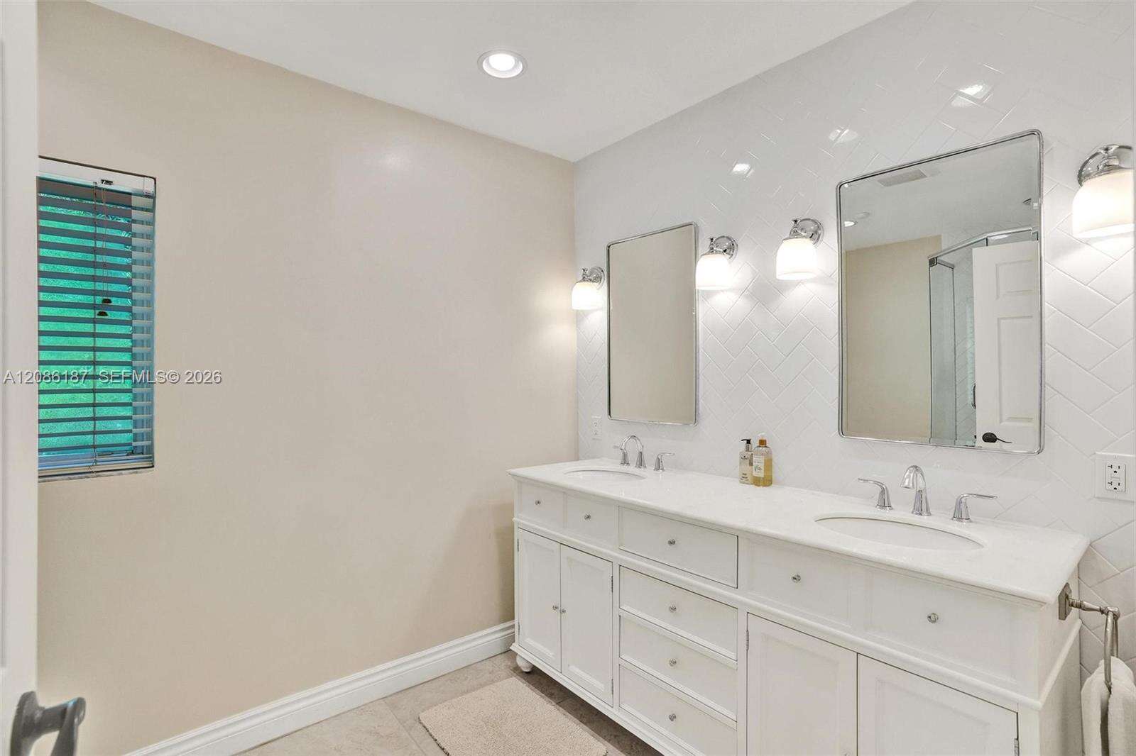 712 15th Ave, Hollywood, FL 33020 - For Sale photo 29