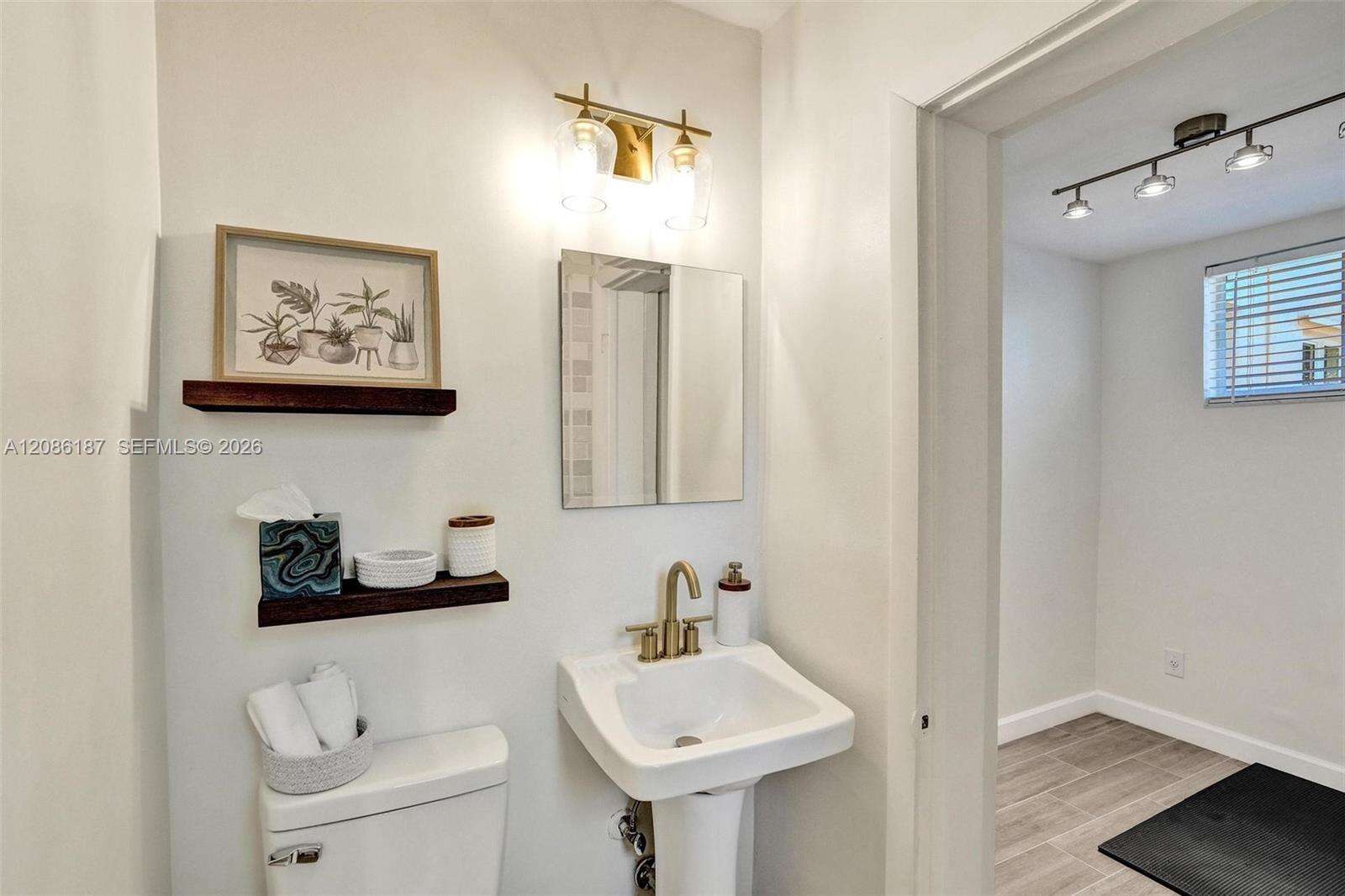 712 15th Ave, Hollywood, FL 33020 - For Sale photo 56