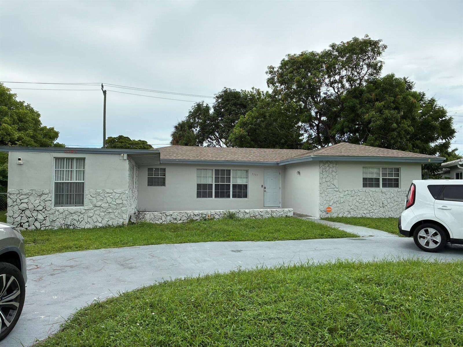 3307 Auburn, Fort Lauderdale, FL 33312 - For Sale photo 3