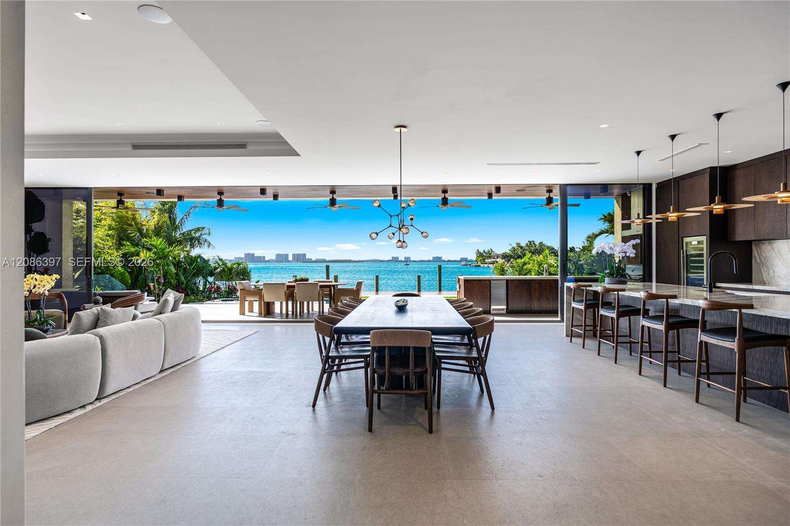 857 Shore Dr, Miami Beach, FL 33141 - For Sale photo 3