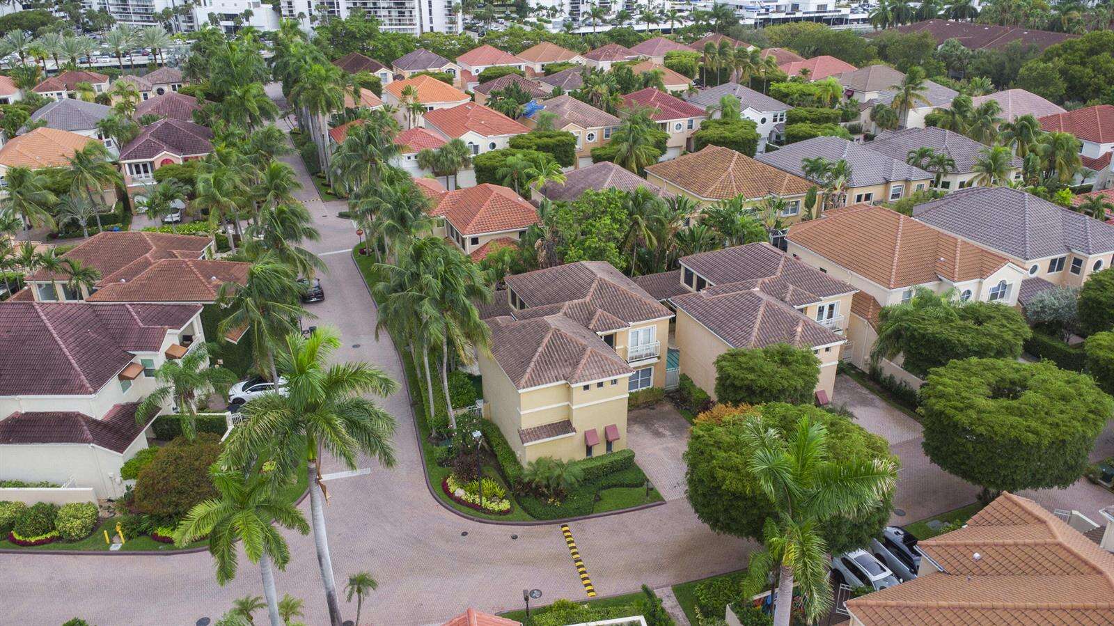 3728 208th, Aventura, FL 33180 - For Sale photo 40